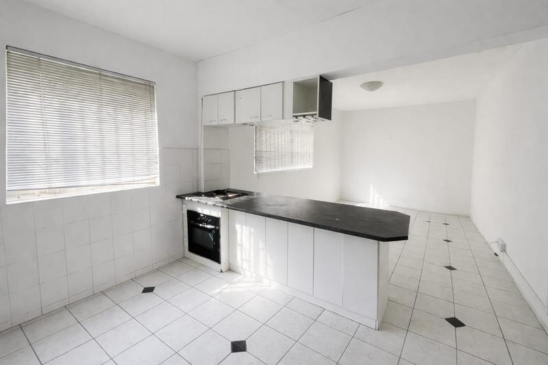 1 Bedroom Property for Sale in Green Point Western Cape